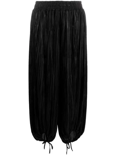 Styland Metallic-effect Pleated Cropped Trousers In Black