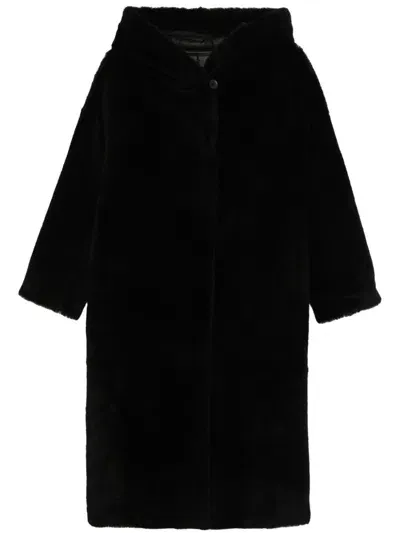 Suprema Shearling Coat In Black