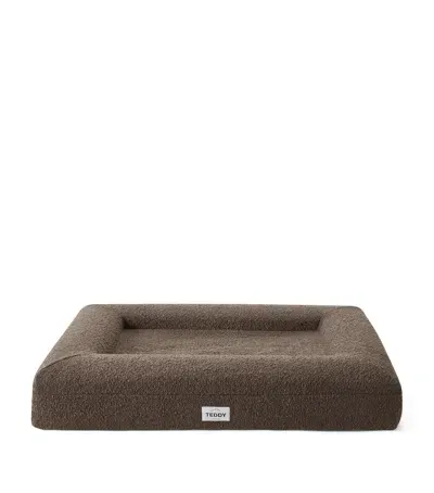 Teddy London Medium Bouclé Dog Bed In Brown