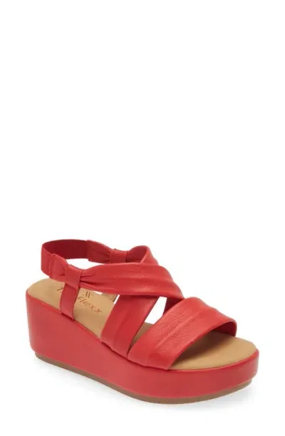 The Flexx Scott Slingback Platform Wedge Sandal In Corallo