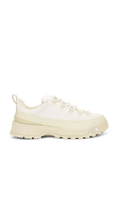 The North Face Glenclyffe Urban Low In White Dune & Gravel