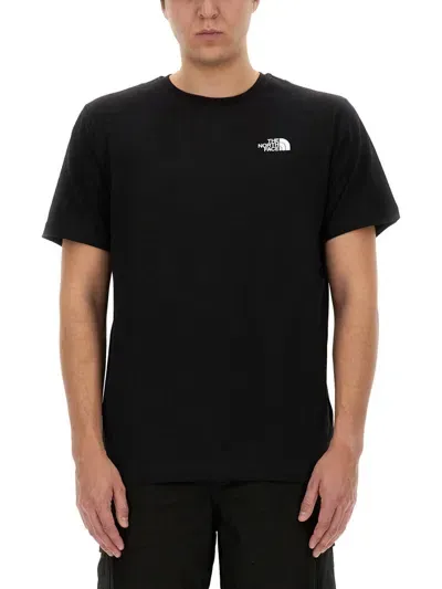 The North Face T-shirt With Logo In Schwarz