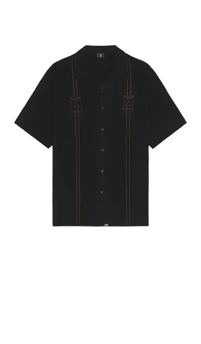 Thrills Above It All Bowling Shirt In 黑色