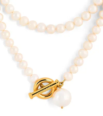 Timeless Pearly Simple Yet Modern Necklace In Gold