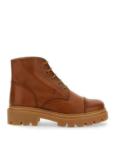 Tod's Leather Boot In Brown