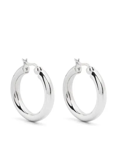 Tom Wood Medium Sterling Silver Hoop Earrings In Metallic - Metallic