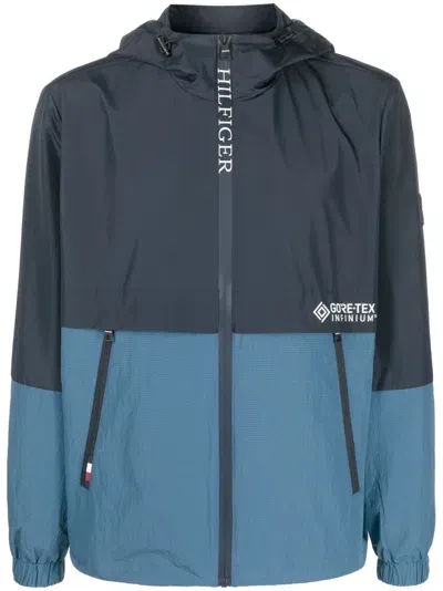 Tommy Hilfiger Logo-print Detail Hooded Jacket In Blau