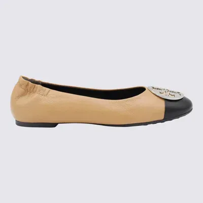 Tory Burch Beige And Black Leather Flats In Ginger Bread/black