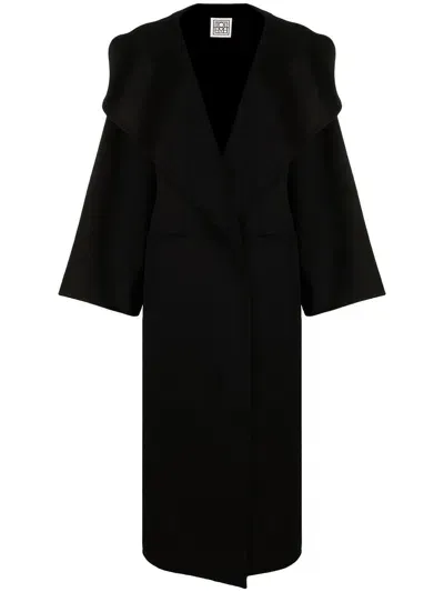 Toteme Pre Signature Wool And Cashmere Blend Coat In Black