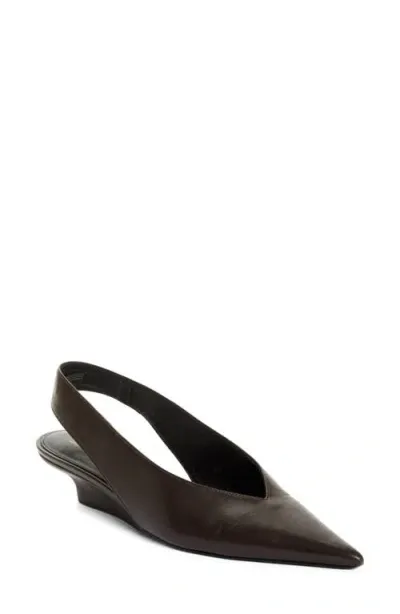 Totême Toteme The Wedge Heel Slingback Pump In Bark