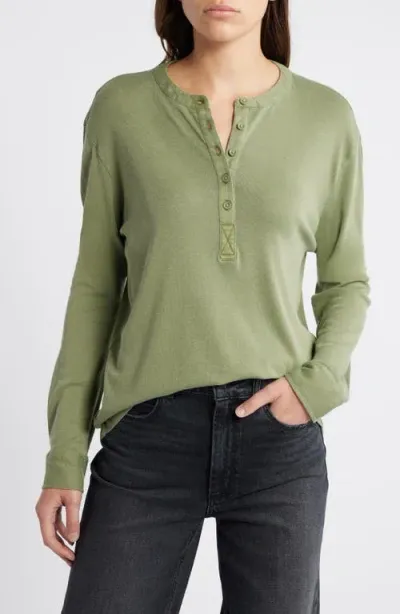 Treasure & Bond Boxy Henley In Olive Acorn