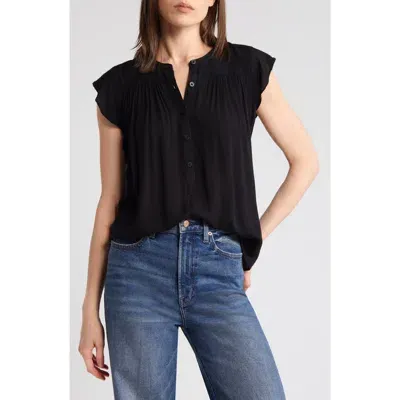 Treasure & Bond Flutter Sleeve Top In Black