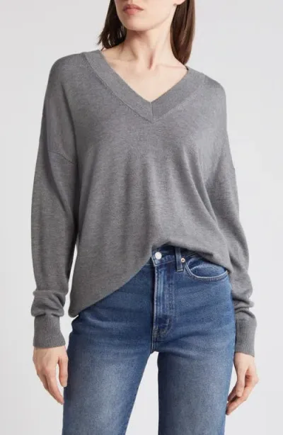 Treasure & Bond Relaxed V-neck Sweater In Grey Dark Heather