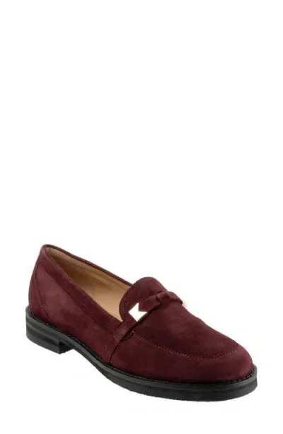 Trotters Femi Loafer In Oxblood Suede