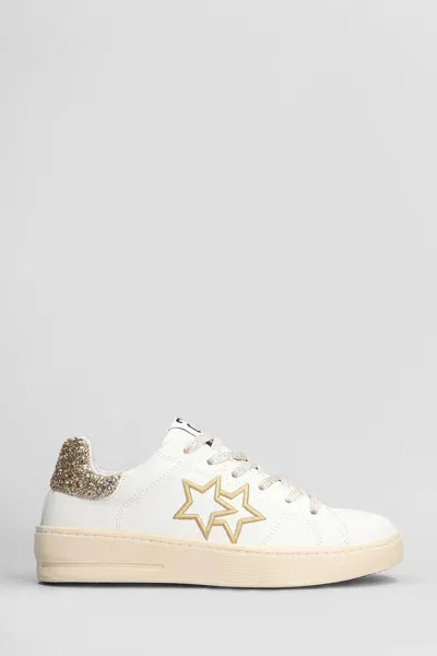 Two Star Sneakers In White