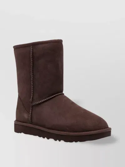 Ugg Classic Short In Brown