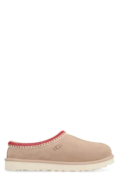 Ugg Tasman Suede Slippers In Sand,dark Cherry