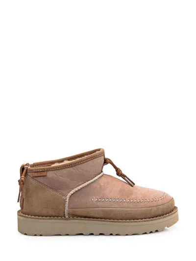 Ugg Ultra Mini Regeneration In Beige