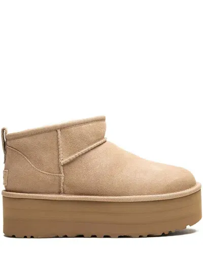 Ugg Woman Classic Ultra Mini Platform Boots In Marrone