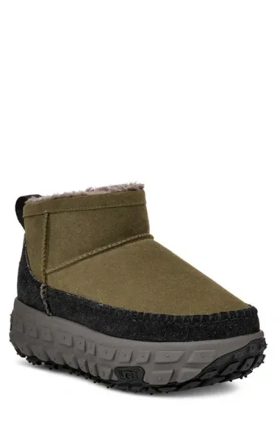 Ugg(r) Venture Daze Ultra Mini Boot In Burnt Olive/charcoal