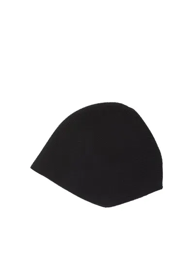 Uma Wang Knitted Cloche Hat In Black