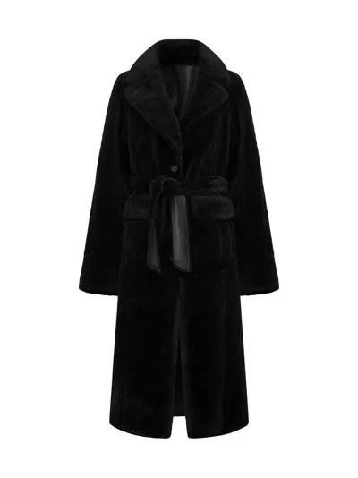 Urbancode Coat In Black