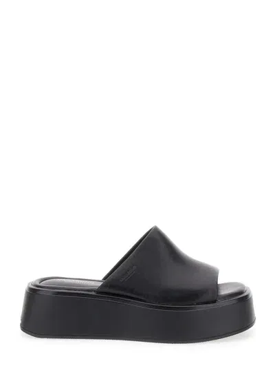 Vagabond 'courtney' Black Sandals With Chunky Platform In Leather Woman