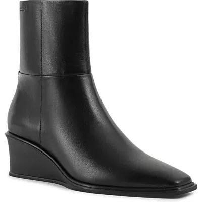 Vagabond Shoemakers Aino Wedge Bootie In Black