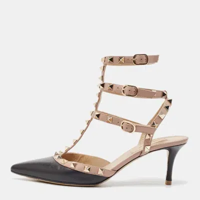 Pre-owned Valentino Garavani Black/dusty Pink Leather Rockstud Ankle Strap Pumps Size 36