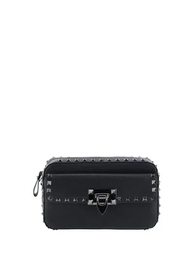 Valentino Garavani Rockstud Shoulder Bag In Black