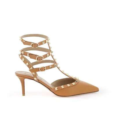 Valentino Garavani Garavani Rockstud Slingback Pumps In Brown