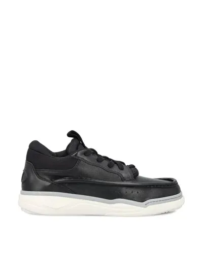 Valentino Garavani Sneakers In Black