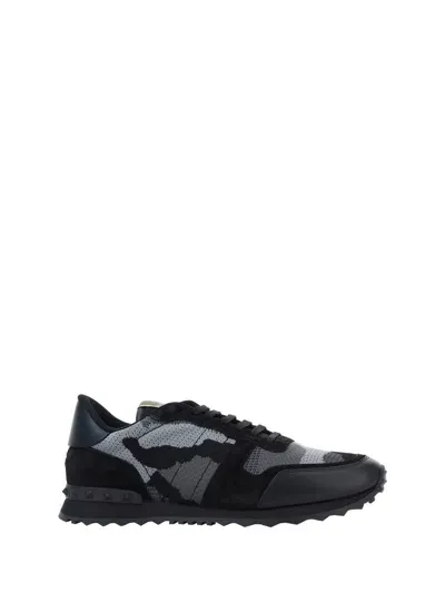 Valentino Garavani Rockrunner Lace In Black