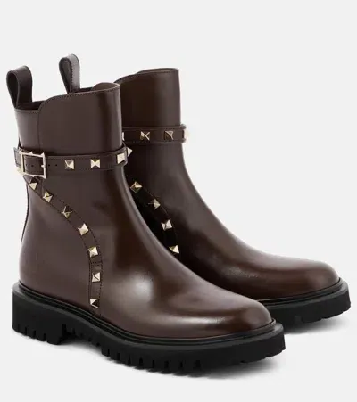 Valentino Garavani Rockstud 80 Leather Ankle Boots In Braun