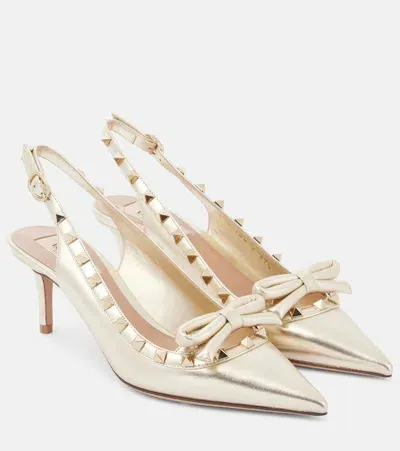 Valentino Garavani Rockstud Bow Leather Slingback Pumps In Weiss