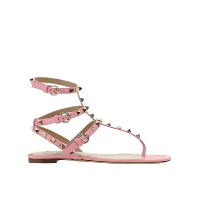 Valentino Garavani Rockstud Flip-flop Sandals In Pink