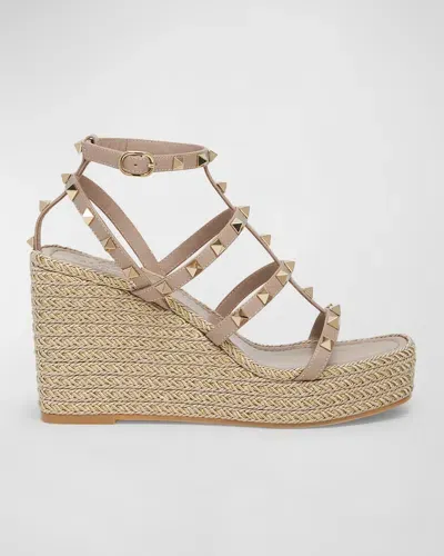 Valentino Garavani Rockstud Leather Caged Wedge Espadrilles In Wry Poudre/oro/poudre