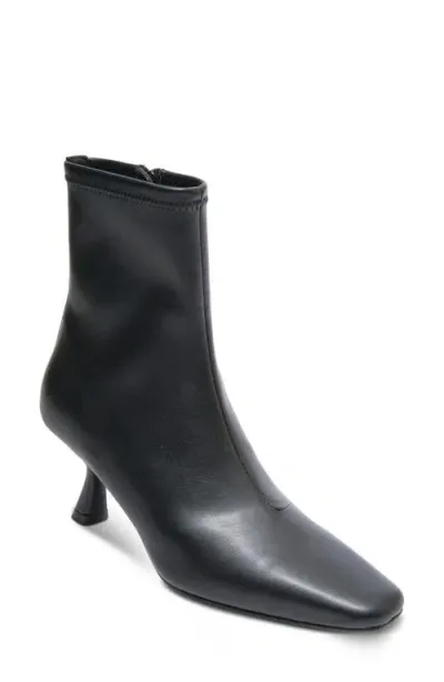 Vaneli Gabris Bootie In Black