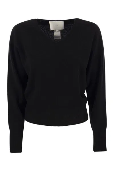 Vanisé Sweaters In Black