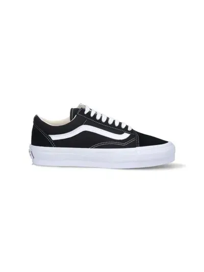 Vans Sneakers In Black