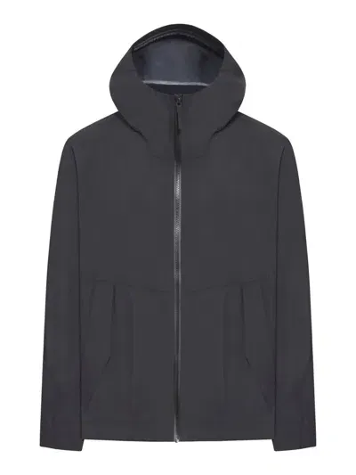 Veilance Jacket In Black