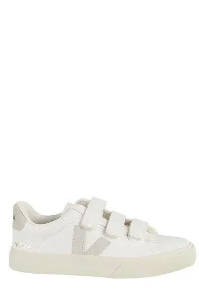 Veja Recife Chromefree Touch-strap Sneakers In Weiss