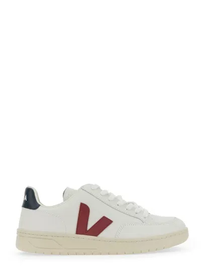 Veja Sneaker V-12 In White