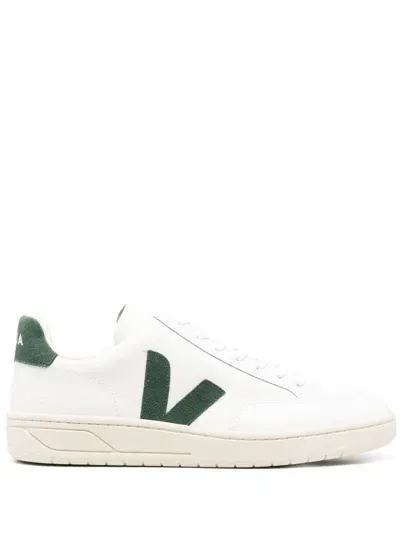 Veja Campo Leather Sneaker In White