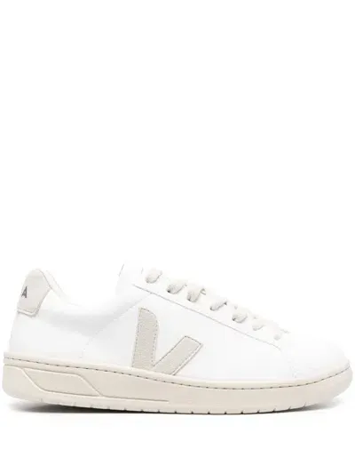 Veja Logo-patch Lace-up Sneakers In White