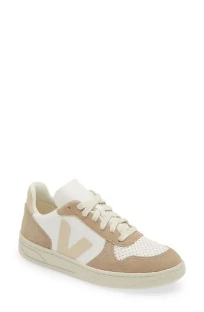 Veja Sneakers  Woman In Neutrals