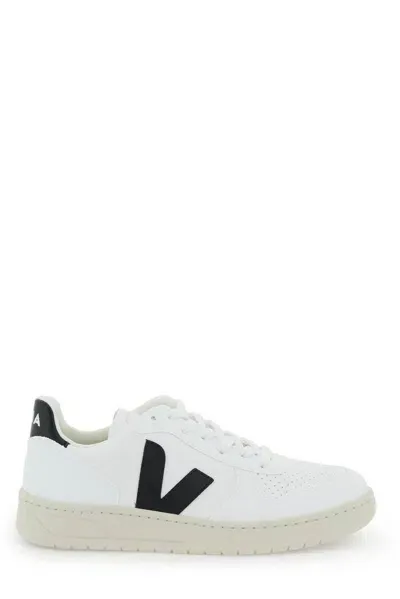 Veja V In White