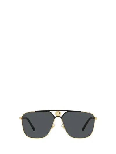 Versace Eyewear Oversized Frame Sunglasses In Gold / Matte Black