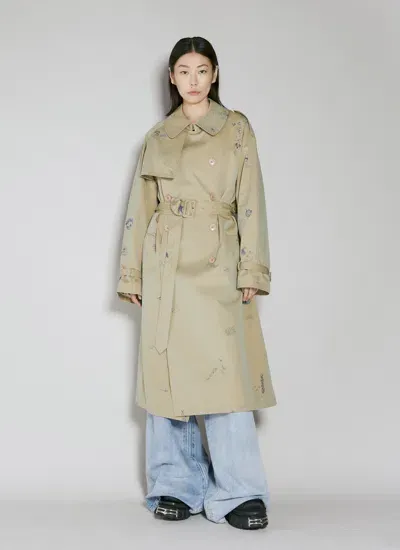 Vetements Women Scribbled Trench Coat In Cream