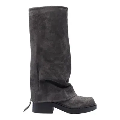 Vic Matie Boots In Grau